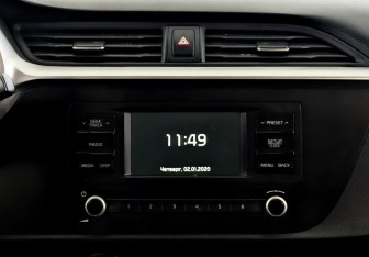 Подержанный автомобиль Kia Rio Hatchback 2021 года (15 фото)