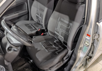 Подержанный автомобиль Suzuki Splash 2010 года (20 фото)