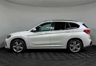 Подержанный автомобиль BMW X1 2019 года (5 фото)