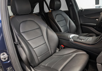 Подержанный автомобиль Mercedes-Benz GLC Coupe 2021 года (22 фото)