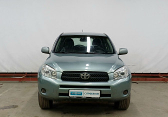 Подержанный автомобиль Toyota RAV4 2008 года (2 фото)