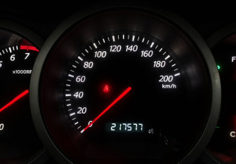 Подержанный автомобиль Suzuki Grand Vitara 2007 года (16 фото)