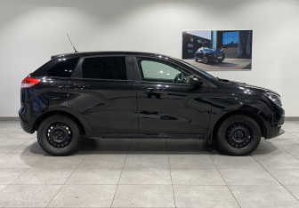 Подержанный автомобиль LADA (ВАЗ) XRAY 2019 года (4 фото)