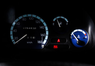 Подержанный автомобиль Daewoo Matiz 2012 года (13 фото)