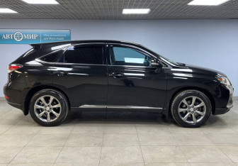 Подержанный автомобиль Lexus RX 2015 года (4 фото)