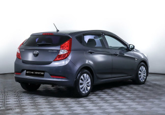 Подержанный автомобиль Hyundai Solaris Sedan 2015 года (3 фото)