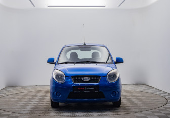 Подержанный автомобиль Kia Picanto 2010 года (2 фото)