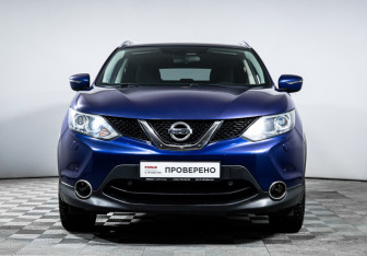 Подержанный автомобиль Nissan Qashqai 2018 года (2 фото)