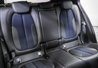 Подержанный автомобиль BMW X2 2019 года (15 фото)