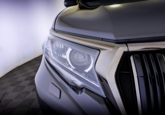 Подержанный автомобиль Toyota Land Cruiser Prado 2021 года (17 фото)