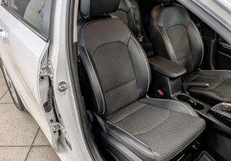 Подержанный автомобиль Kia Ceed Hatchback 2019 года (23 фото)