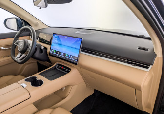 Новый Evolute i-SPACE 2025 (9 фото)