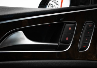 Подержанный автомобиль Audi A6 Sedan 2013 года (15 фото)