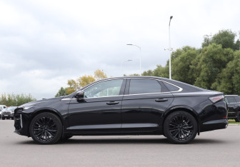 Подержанный автомобиль Geely Preface 2024 года (8 фото)