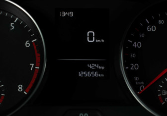 Подержанный автомобиль Volkswagen Golf Hatchback 2014 года (19 фото)