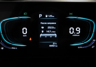 Подержанный автомобиль Kia Sportage 2022 года (16 фото)