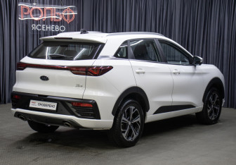 Подержанный автомобиль JAC JS6 2023 года (5 фото)