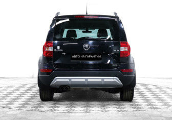 Подержанный автомобиль Skoda Yeti 2016 года (6 фото)