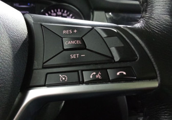 Подержанный автомобиль Nissan X-Trail 2018 года (15 фото)