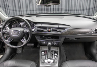 Подержанный автомобиль Audi A6 Sedan 2018 года (13 фото)