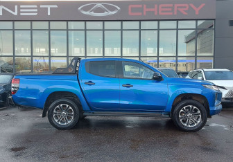 Подержанный автомобиль Mitsubishi L200 2023 года (5 фото)