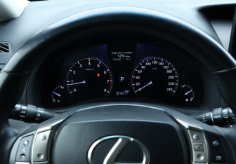 Подержанный автомобиль Lexus RX 2014 года (11 фото)