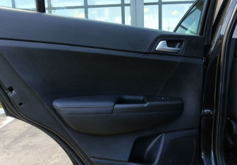 Подержанный автомобиль Kia Sportage 2017 года (22 фото)