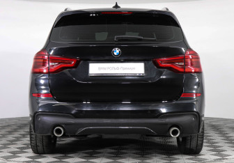 Подержанный автомобиль BMW X3 2020 года (4 фото)