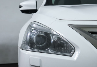 Подержанный автомобиль Nissan Teana 2014 года (7 фото)