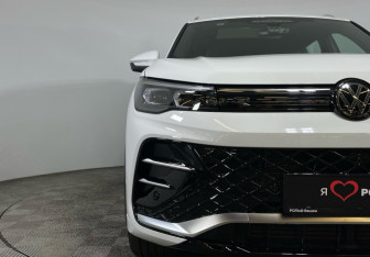 Новый Volkswagen Tiguan 2025 (7 фото)