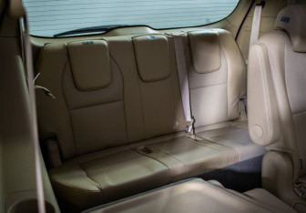 Подержанный автомобиль Kia Carnival 2019 года (9 фото)