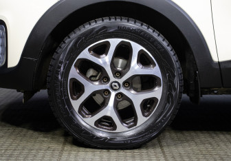 Подержанный автомобиль Renault Kaptur 2018 года (24 фото)