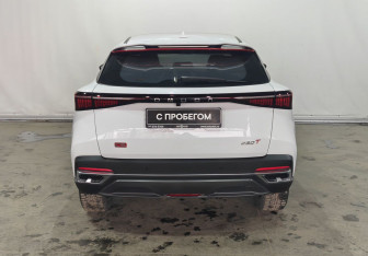 Подержанный автомобиль Omoda C5 2023 года (5 фото)