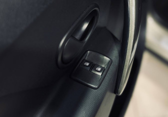 Подержанный автомобиль Renault Sandero 2020 года (11 фото)