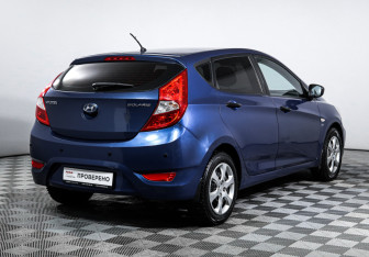 Подержанный автомобиль Hyundai Solaris Hatchback 2012 года (5 фото)