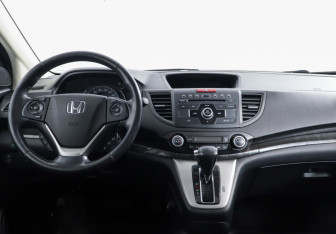 Подержанный автомобиль Honda CR-V 2013 года (6 фото)
