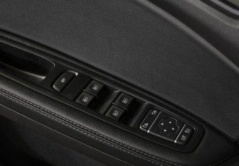 Подержанный автомобиль Renault Arkana 2020 года (14 фото)