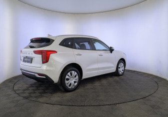 Подержанный автомобиль Haval Jolion 2023 года (5 фото)