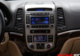 Подержанный автомобиль Hyundai Santa Fe 2012 года (11 фото)