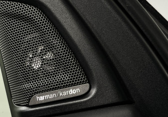 Подержанный автомобиль BMW X5 2018 года (18 фото)