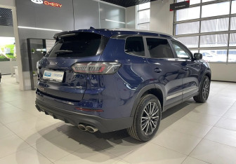 Подержанный автомобиль Chery Tiggo 8 Pro Max 2023 года (4 фото)