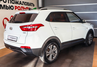 Подержанный автомобиль Hyundai Creta 2017 года (4 фото)