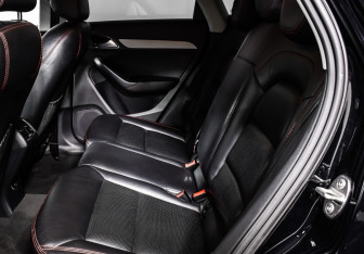 Подержанный автомобиль Audi Q3 2014 года (12 фото)