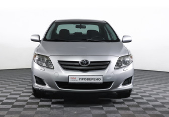 Подержанный автомобиль Toyota Corolla Sedan 2007 года (2 фото)
