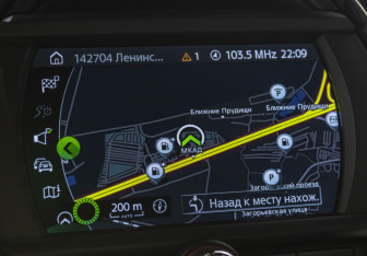 Подержанный автомобиль MINI Clubman Wagon 2019 года (15 фото)