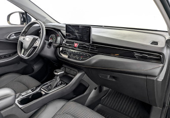 Подержанный автомобиль Москвич 3 2023 года (11 фото)