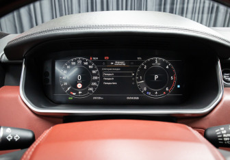 Подержанный автомобиль Land Rover Range Rover 2019 года (13 фото)