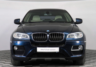 Подержанный автомобиль BMW X6 2013 года (3 фото)
