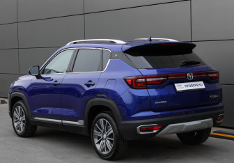 Подержанный автомобиль Changan CS35PLUS 2022 года (7 фото)