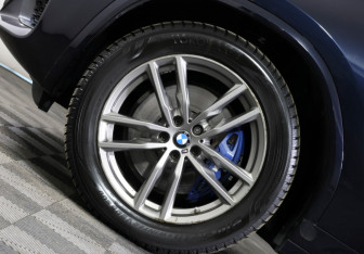 Подержанный автомобиль BMW X3 2019 года (29 фото)